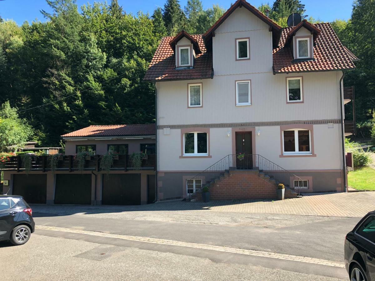 Hotel Zum Waldfrieden à Neuhof  Extérieur photo