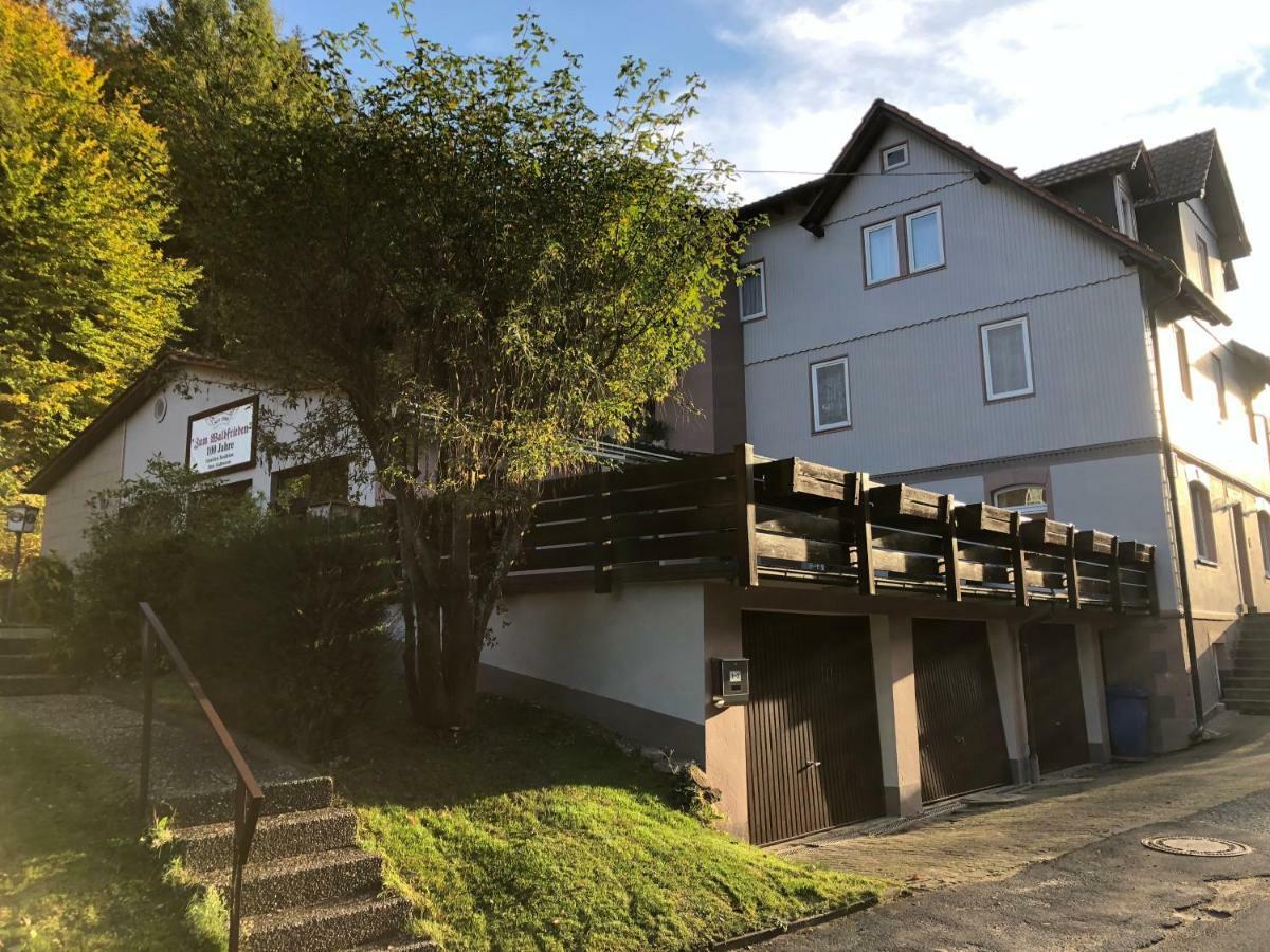 Hotel Zum Waldfrieden à Neuhof  Extérieur photo